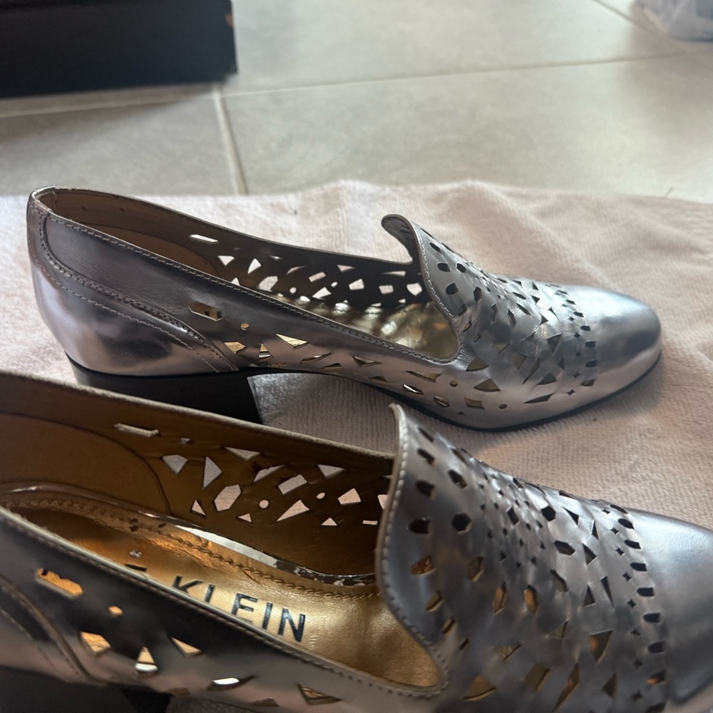 Anne Klein Silver Cutout Flats